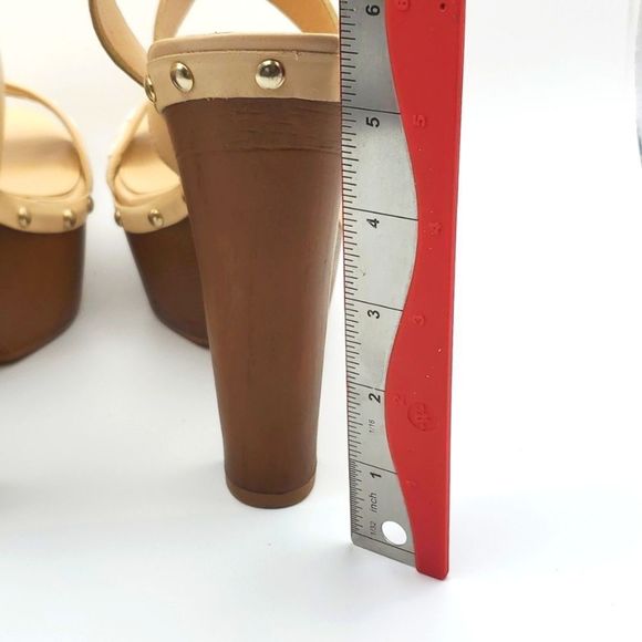 NWOT Gianni Bini Platforms.  SIZE 9M.  S868 - Picture 6 of 8